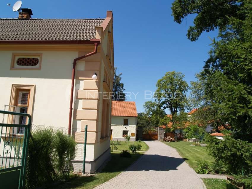 Galerie — fasádní práce, omítky a nátěry — fotografie realizace 3